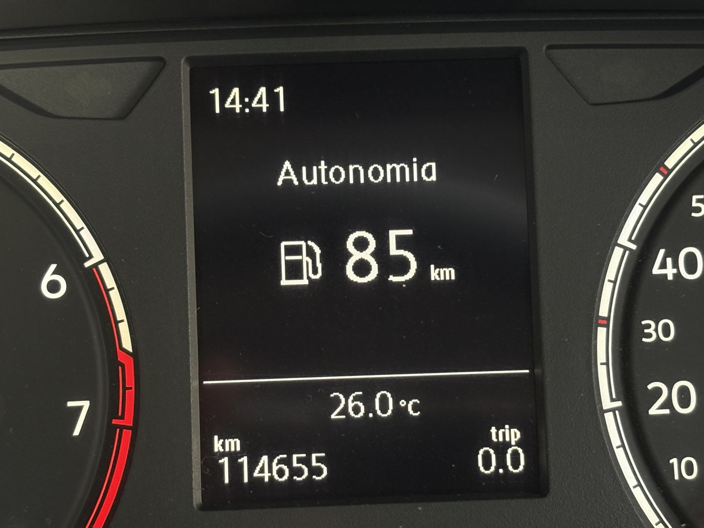 VOLKSWAGEN POLO 1.0 MPI TOTAL FLEX MANUAL — foto 12