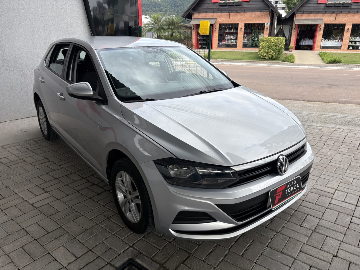 VOLKSWAGEN POLO 1.0 MPI TOTAL FLEX MANUAL — foto 3
