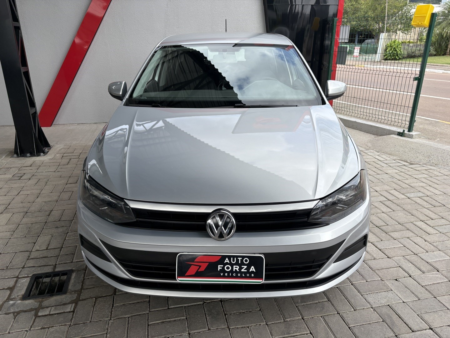VOLKSWAGEN POLO 1.0 MPI TOTAL FLEX MANUAL — foto 2