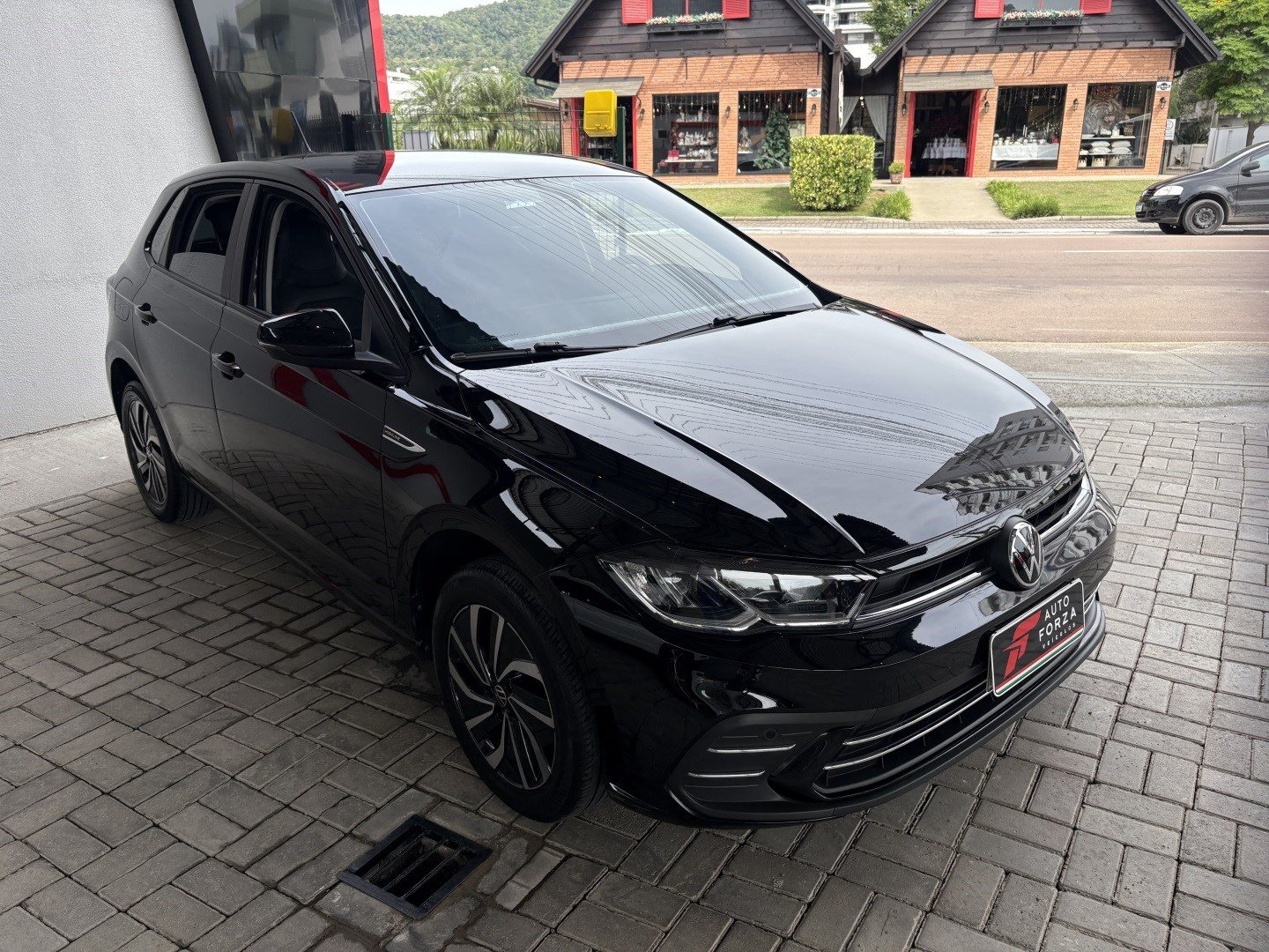 VOLKSWAGEN POLO 1.0 170 TSI HIGHLINE AUTOMÁTICO — foto 3