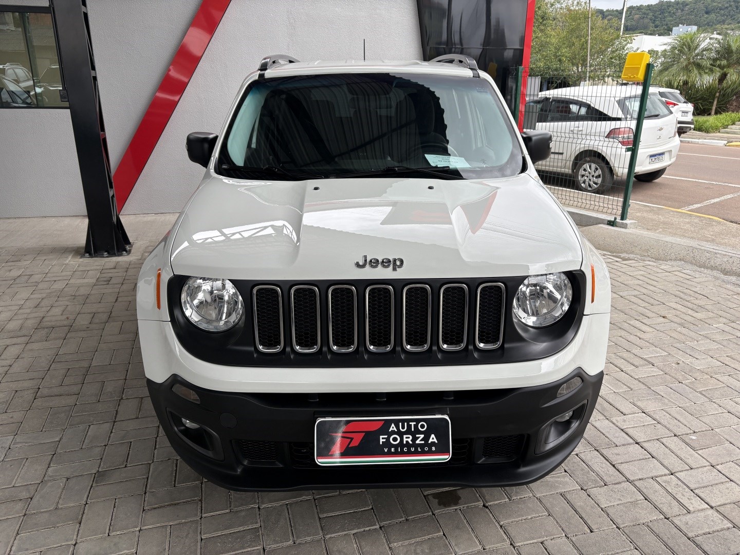 JEEP RENEGADE 1.8 16V FLEX SPORT 4P AUTOMÁTICO — foto 2