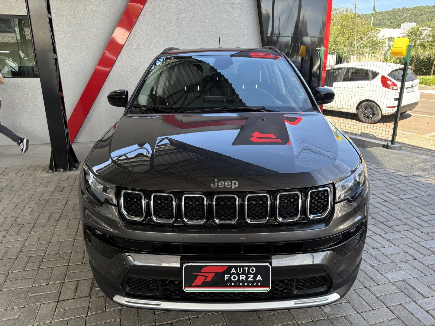 JEEP COMPASS 1.3 T270 TURBO FLEX LONGITUDE AT6 — foto 2