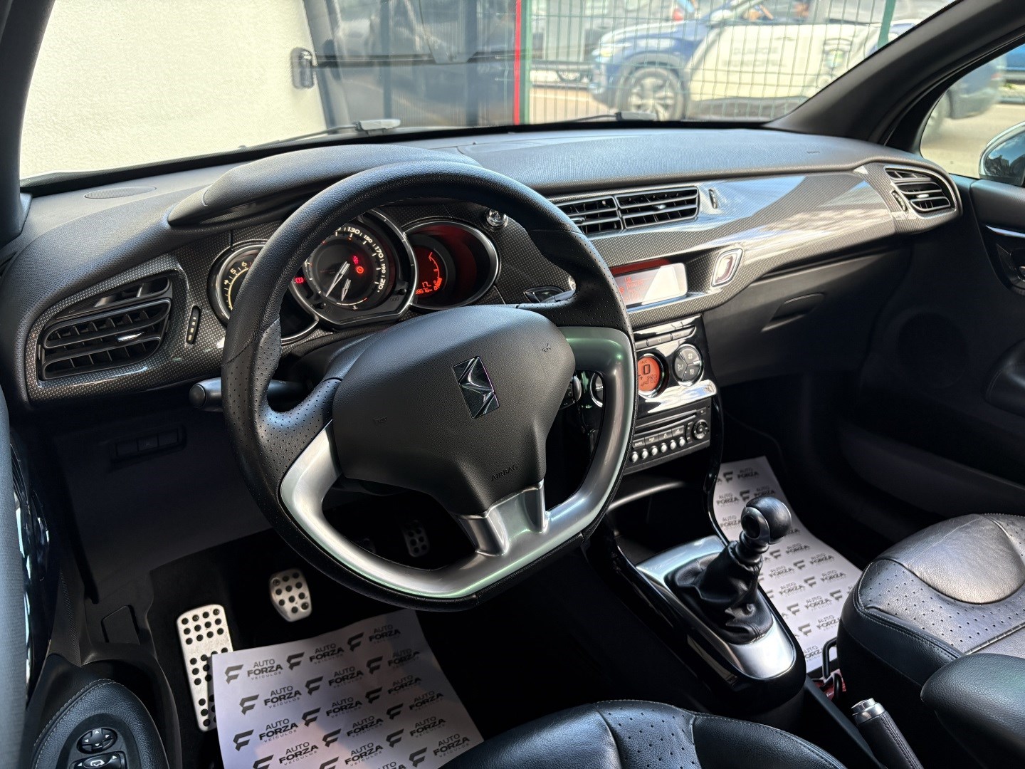 CITROEN DS3 1.6 THP 16V GASOLINA 2P MANUAL — foto 8