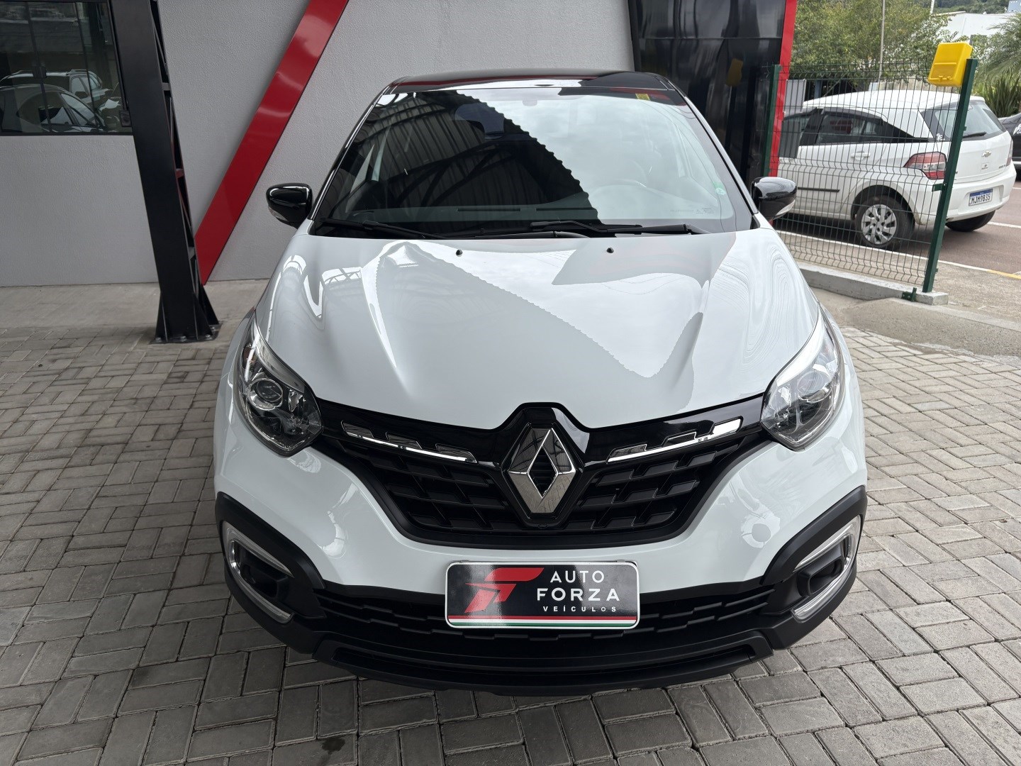 RENAULT CAPTUR 1.3 TCE FLEX ZEN X-TRONIC — foto 2
