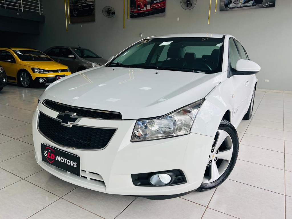 CHEVROLET CRUZE