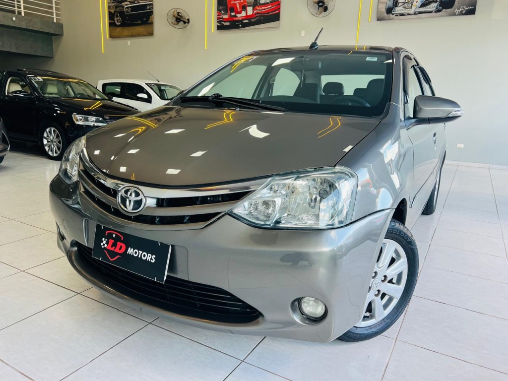TOYOTA ETIOS