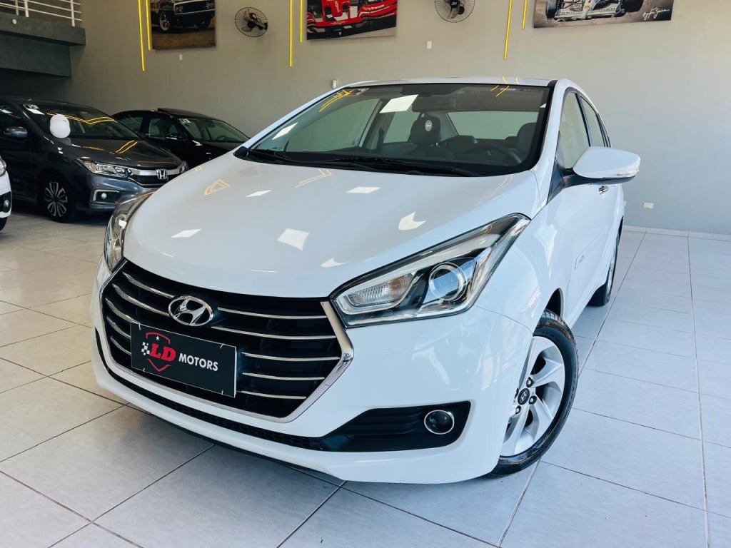 HYUNDAI HB20S
