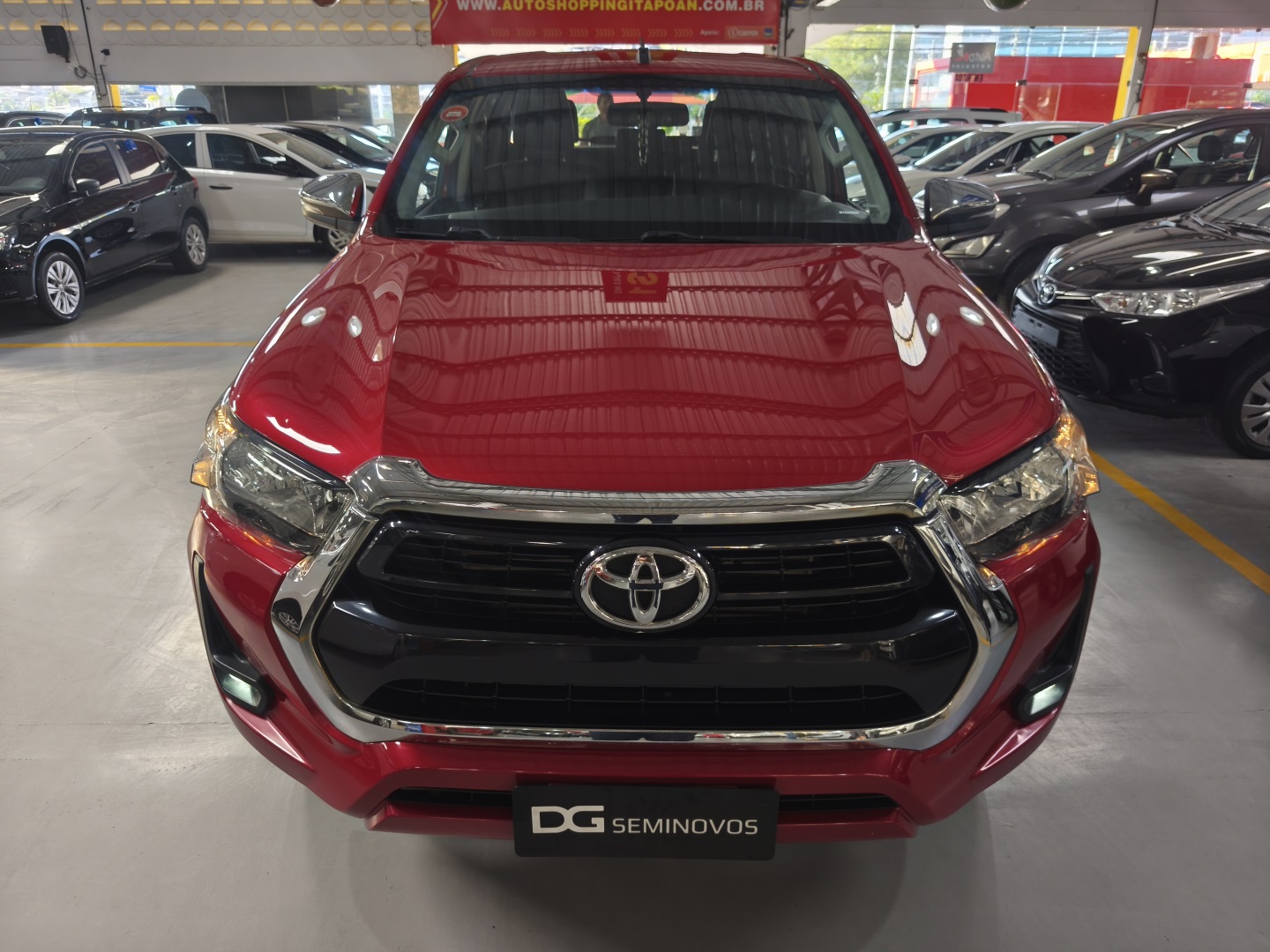 Toyota Hilux 2.8 D 4d Turbo Diesel Cd Srv 4X4 Automático - foto 2