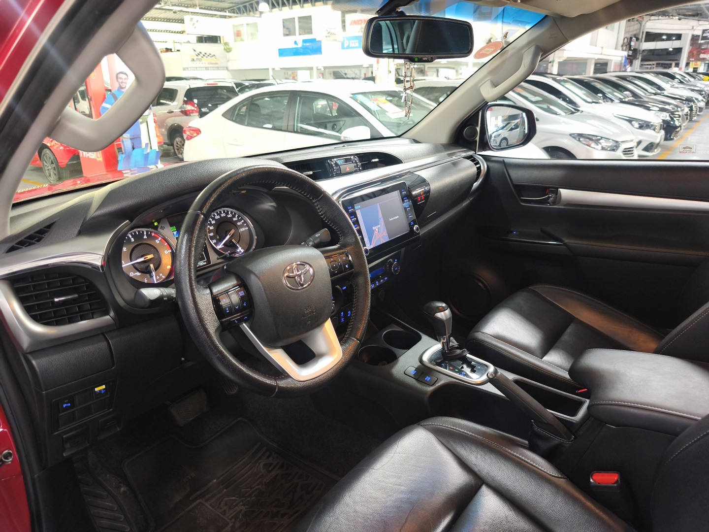 Toyota Hilux 2.8 D 4d Turbo Diesel Cd Srv 4X4 Automático - foto 3