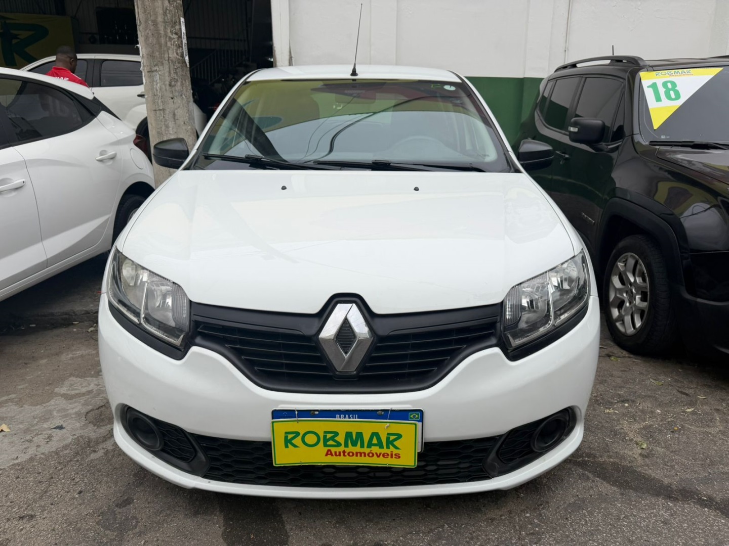 RENAULT SANDERO