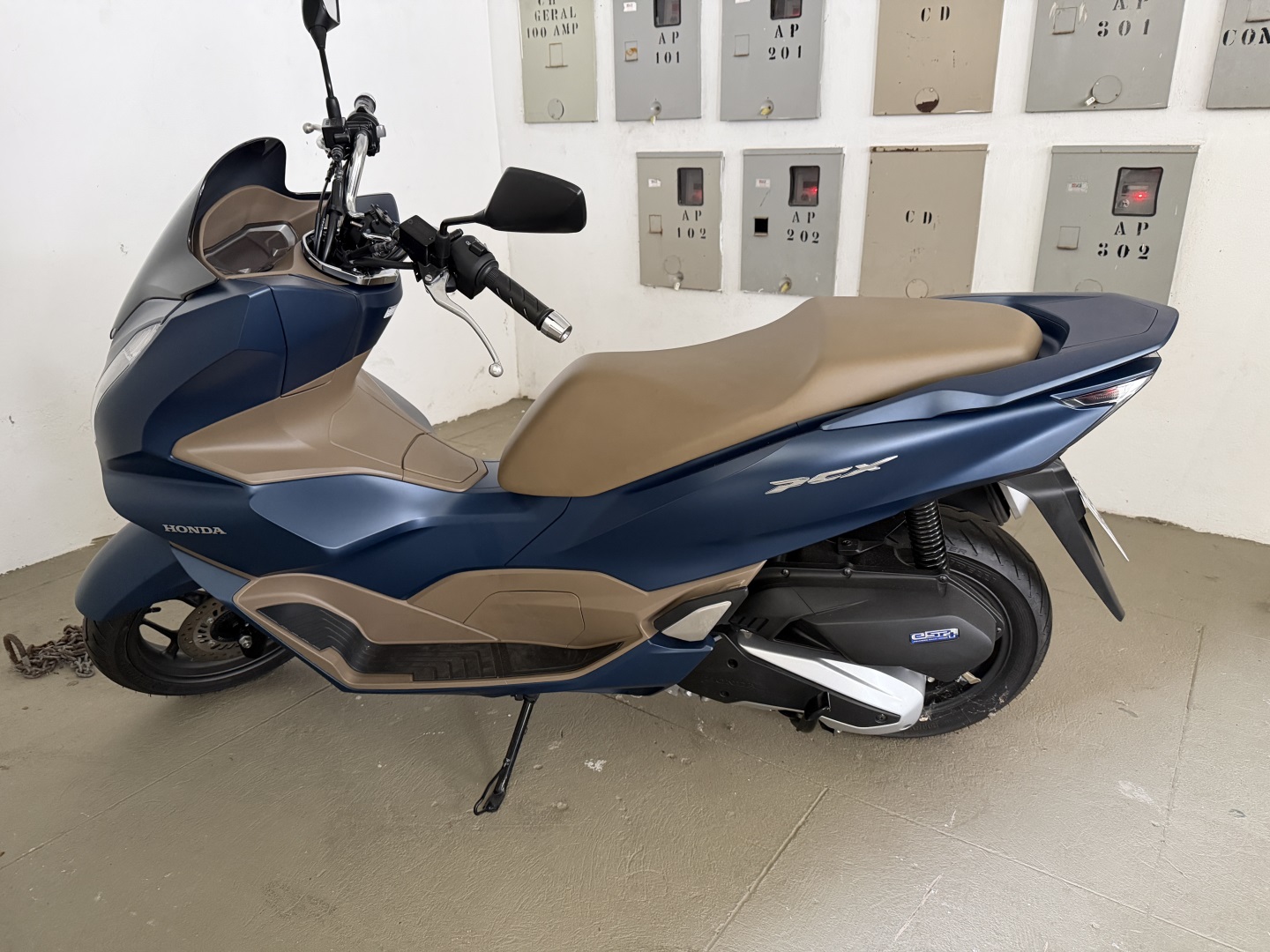 HONDA PCX 160 DLX ABS