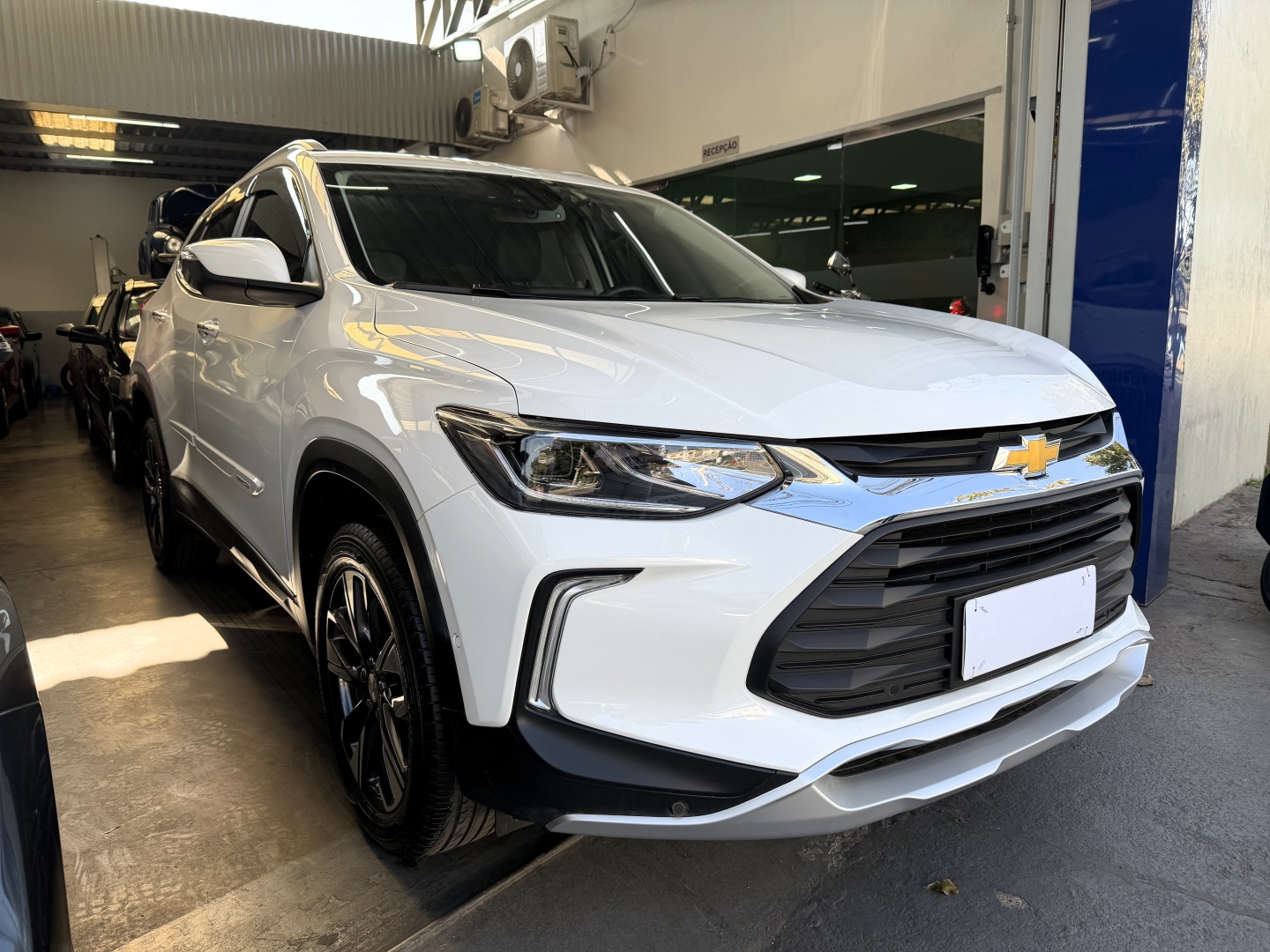 CHEVROLET TRACKER