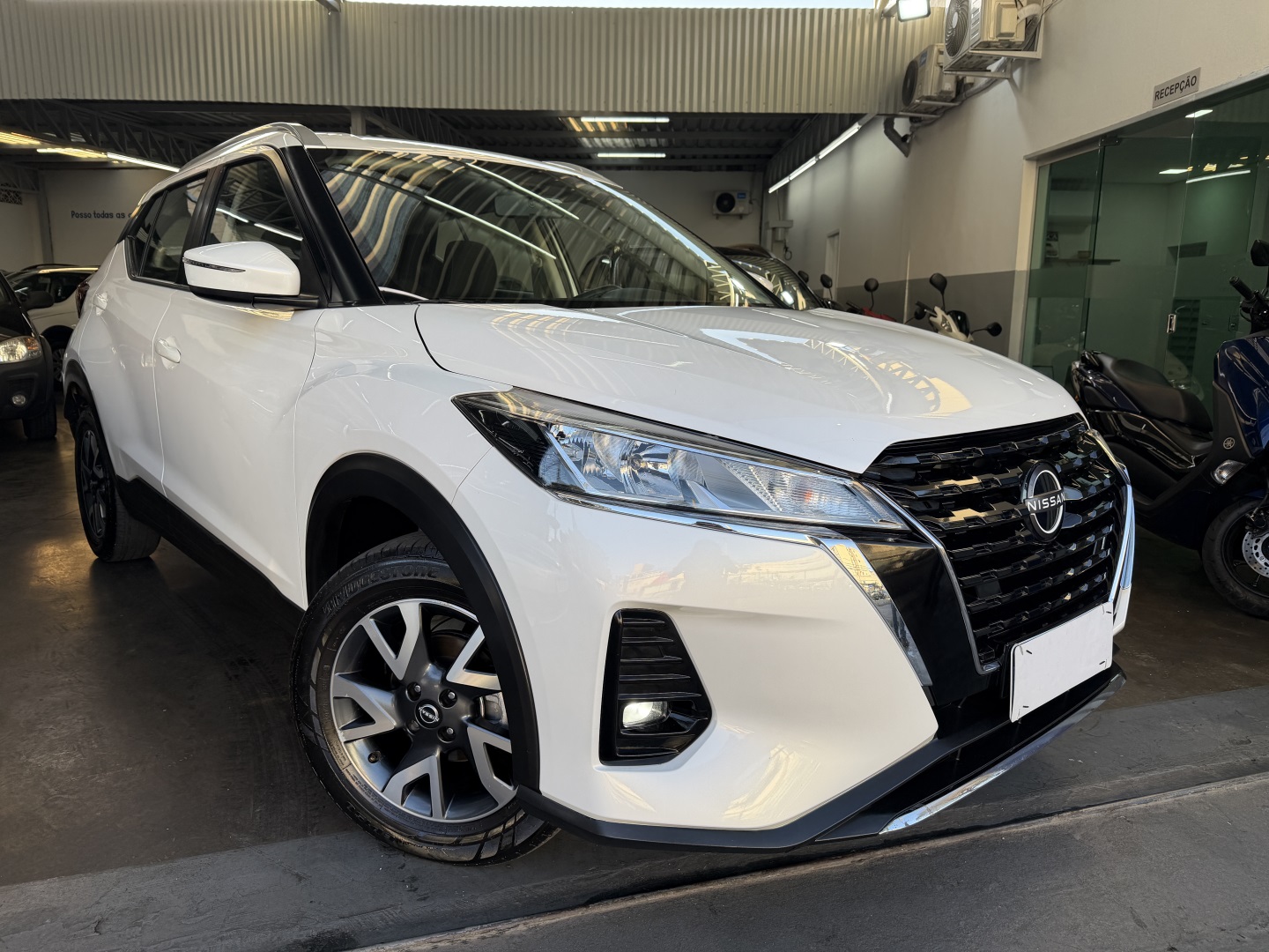 NISSAN KICKS