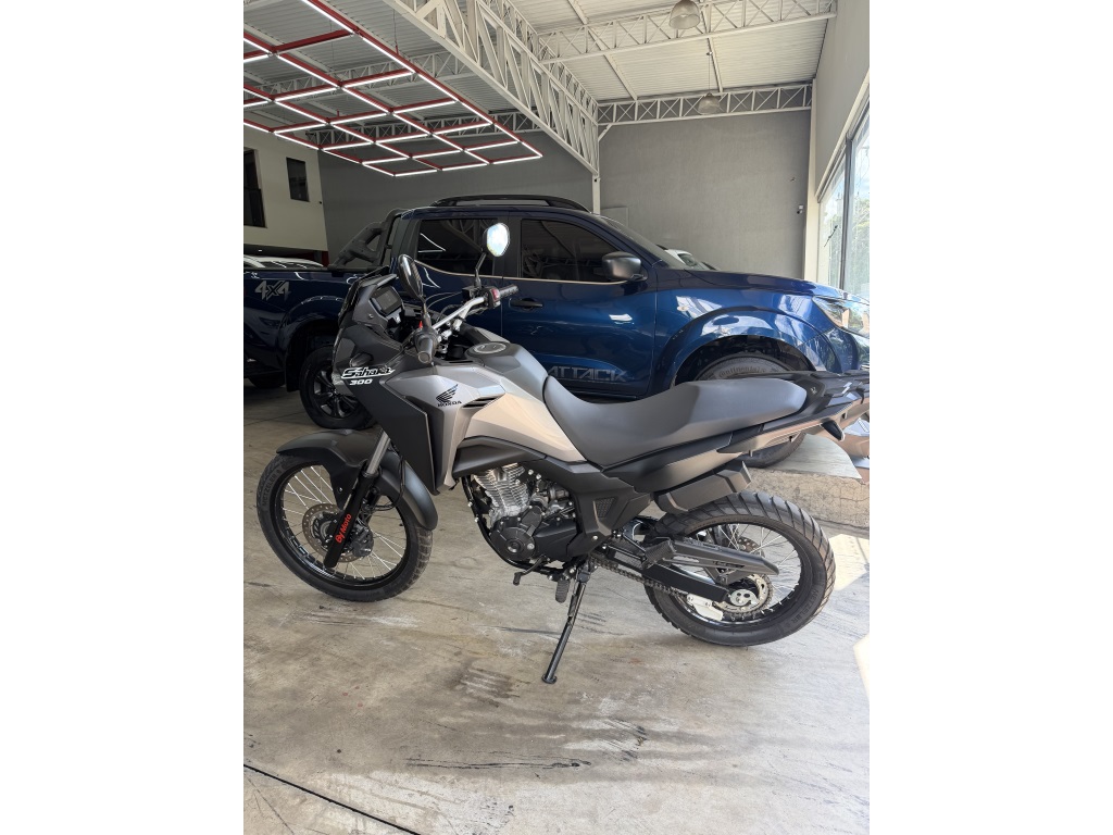 HONDA XRE 300 SAHARA XRE 300 SAHARA