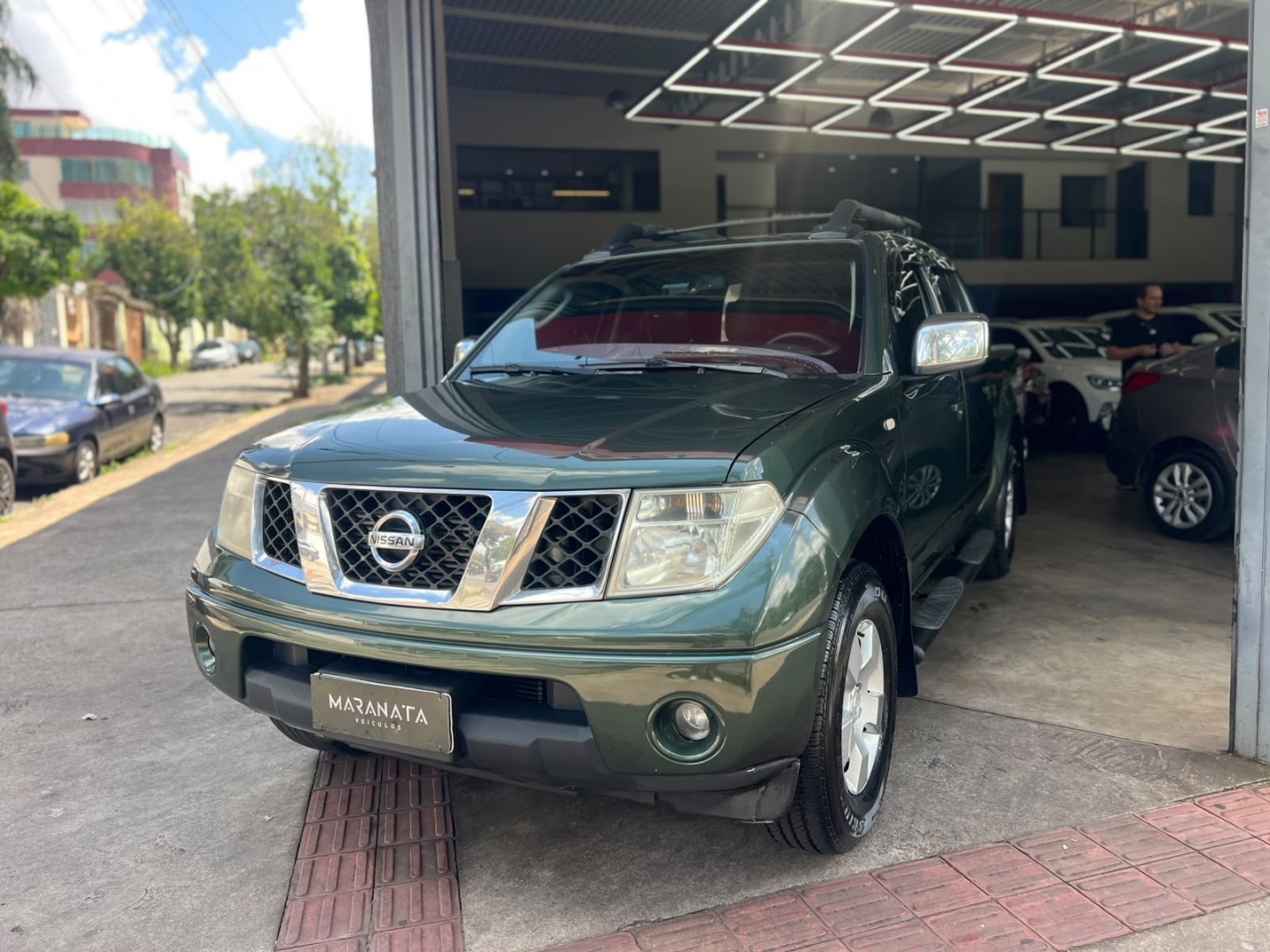 NISSAN FRONTIER