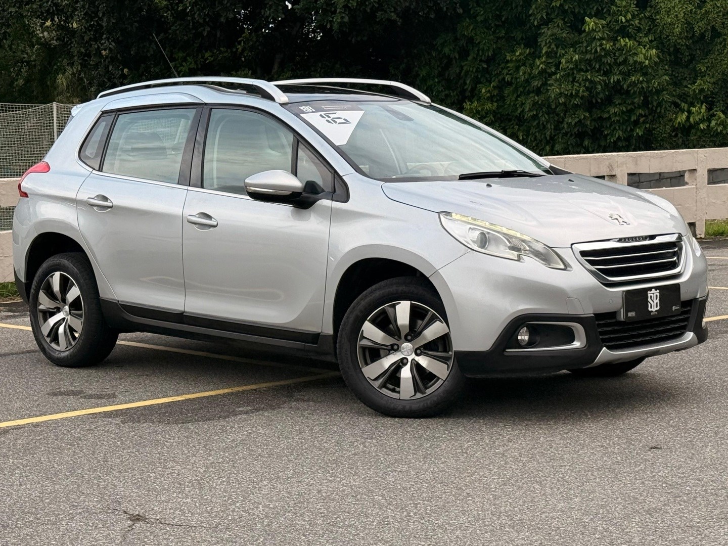 PEUGEOT 2008