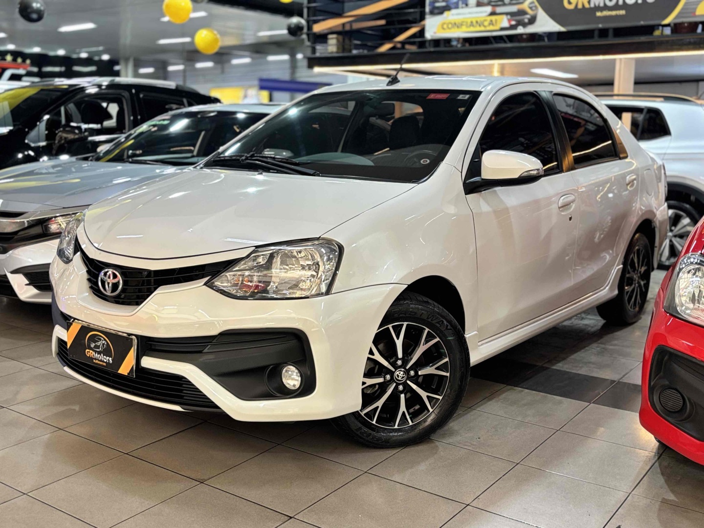 TOYOTA ETIOS 1.5 PLATINUM 16V FLEX 4P AUTOMÁTICO
