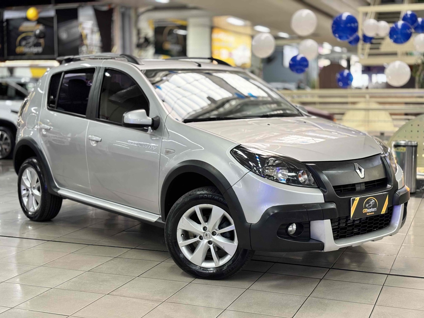 RENAULT SANDERO 1.6 STEPWAY 16V FLEX 4P AUTOMÁTICO