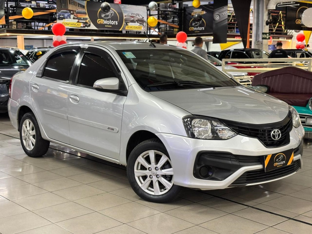 TOYOTA ETIOS 1.5 X PLUS SEDAN 16V FLEX 4P MANUAL