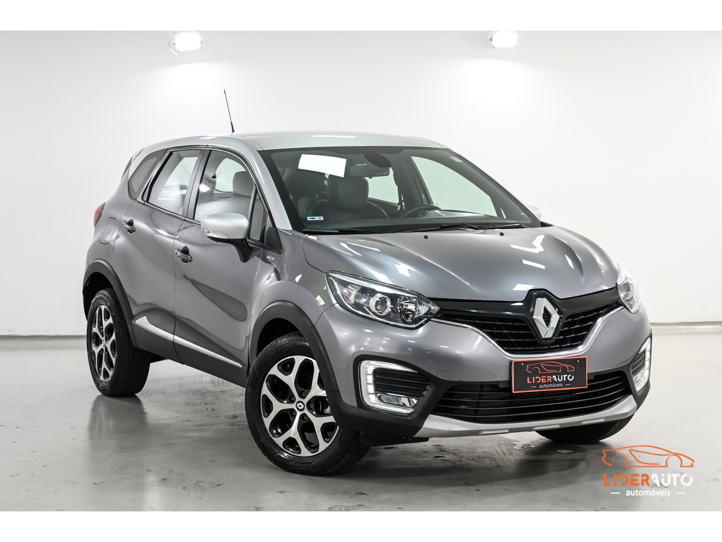 RENAULT CAPTUR 1.6 16V SCE FLEX BOSE X-TRONIC