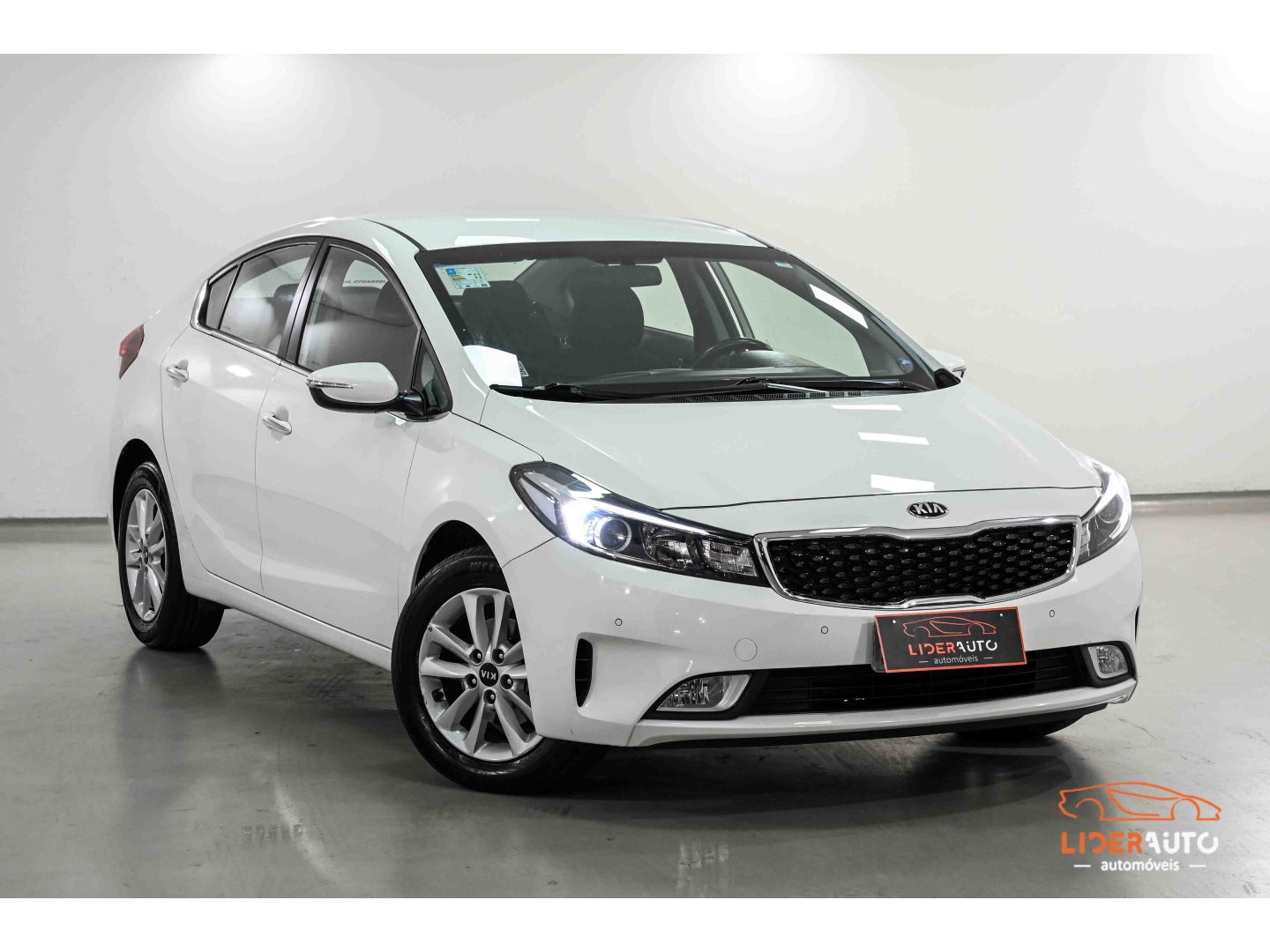 KIA CERATO 1.6 SX 16V FLEX 4P AUTOMÁTICO