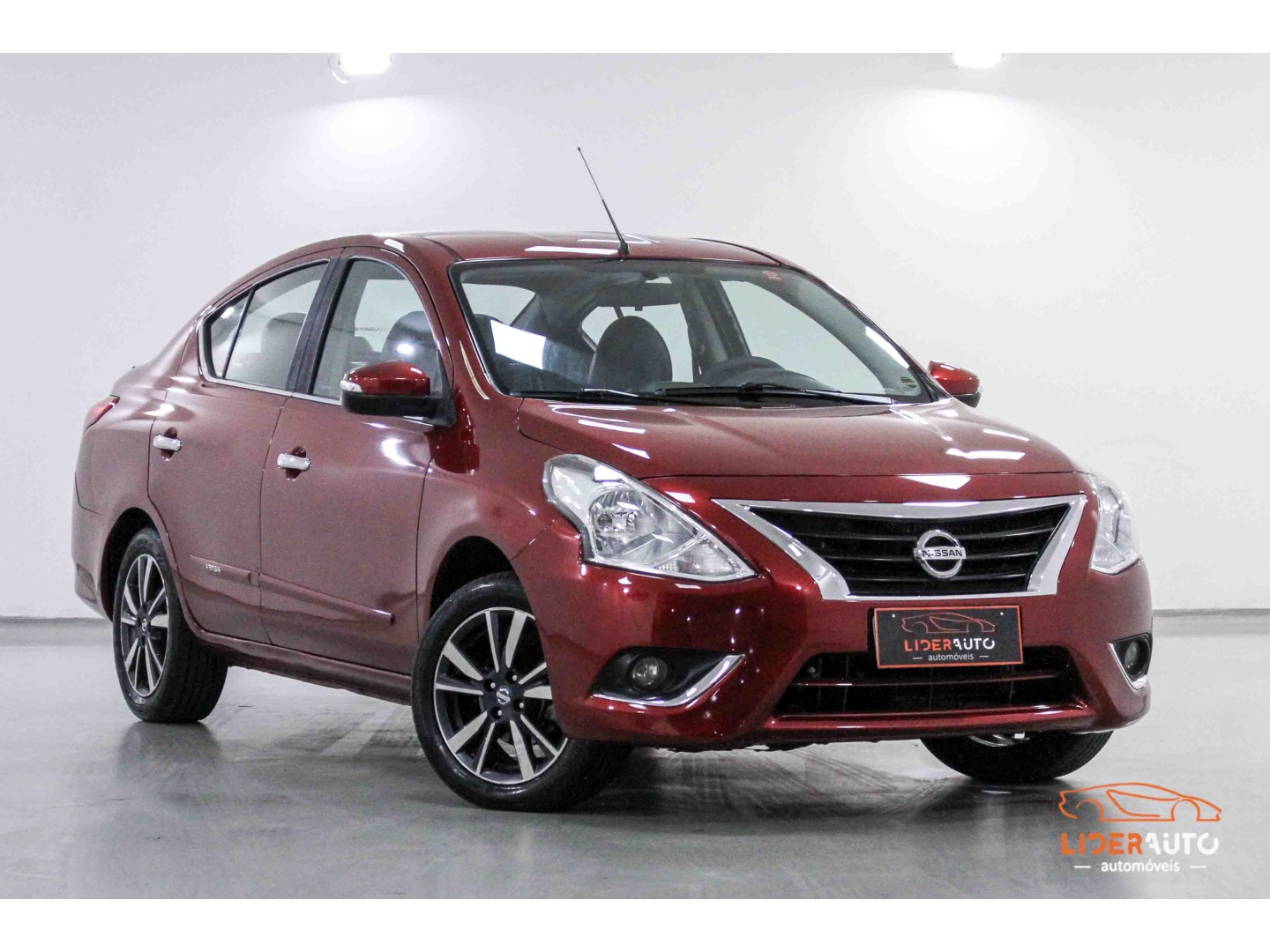 NISSAN VERSA 1.6 16V FLEX UNIQUE 4P XTRONIC