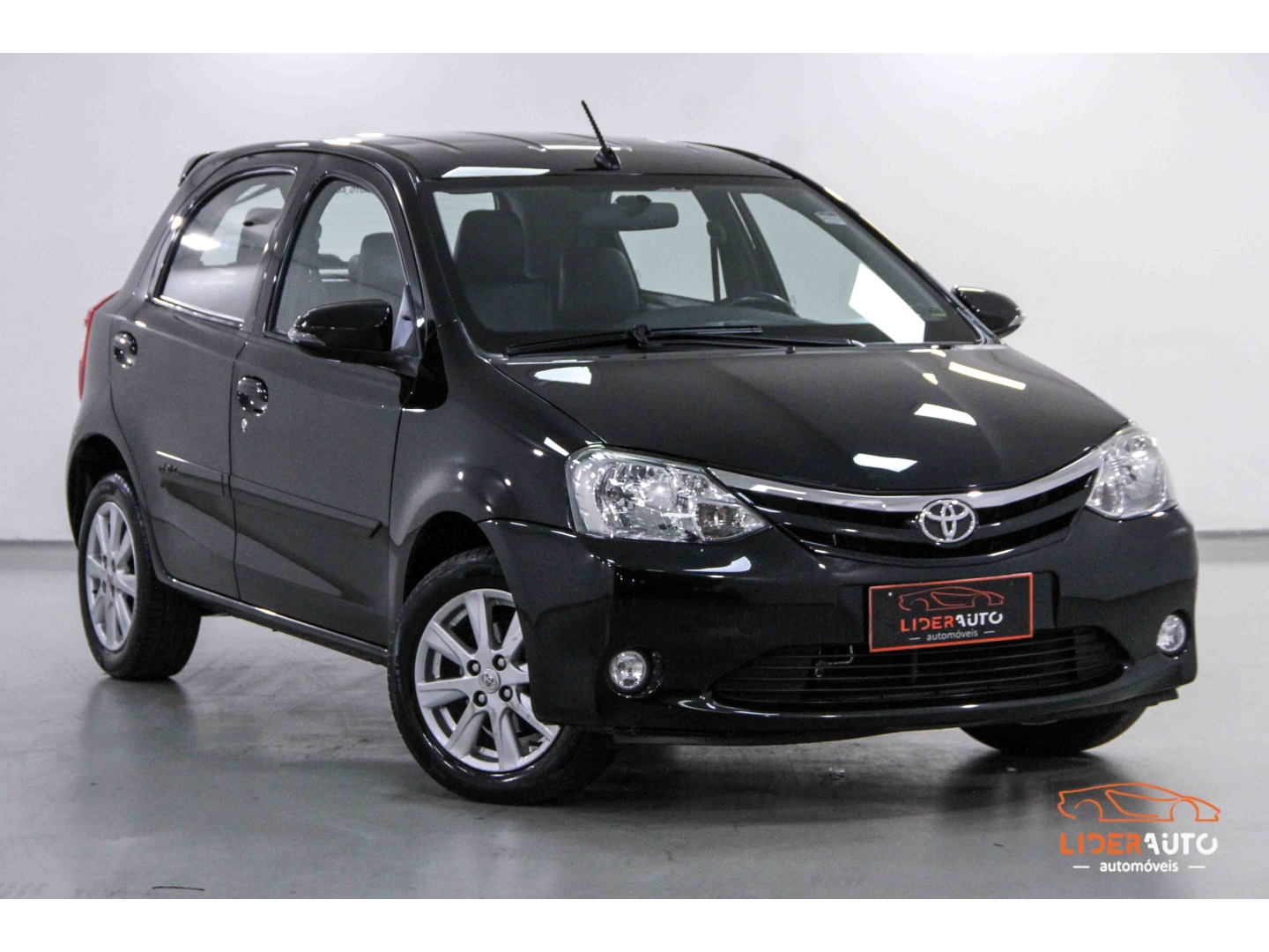 TOYOTA ETIOS 1.5 XLS 16V FLEX 4P AUTOMÁTICO
