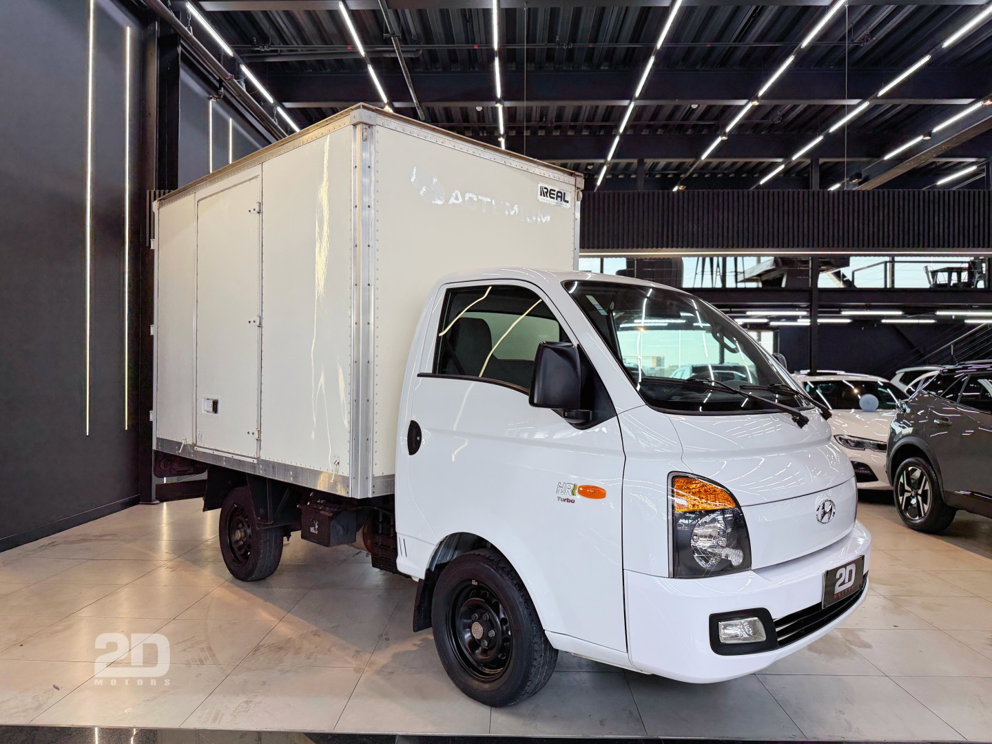 HYUNDAI HR
