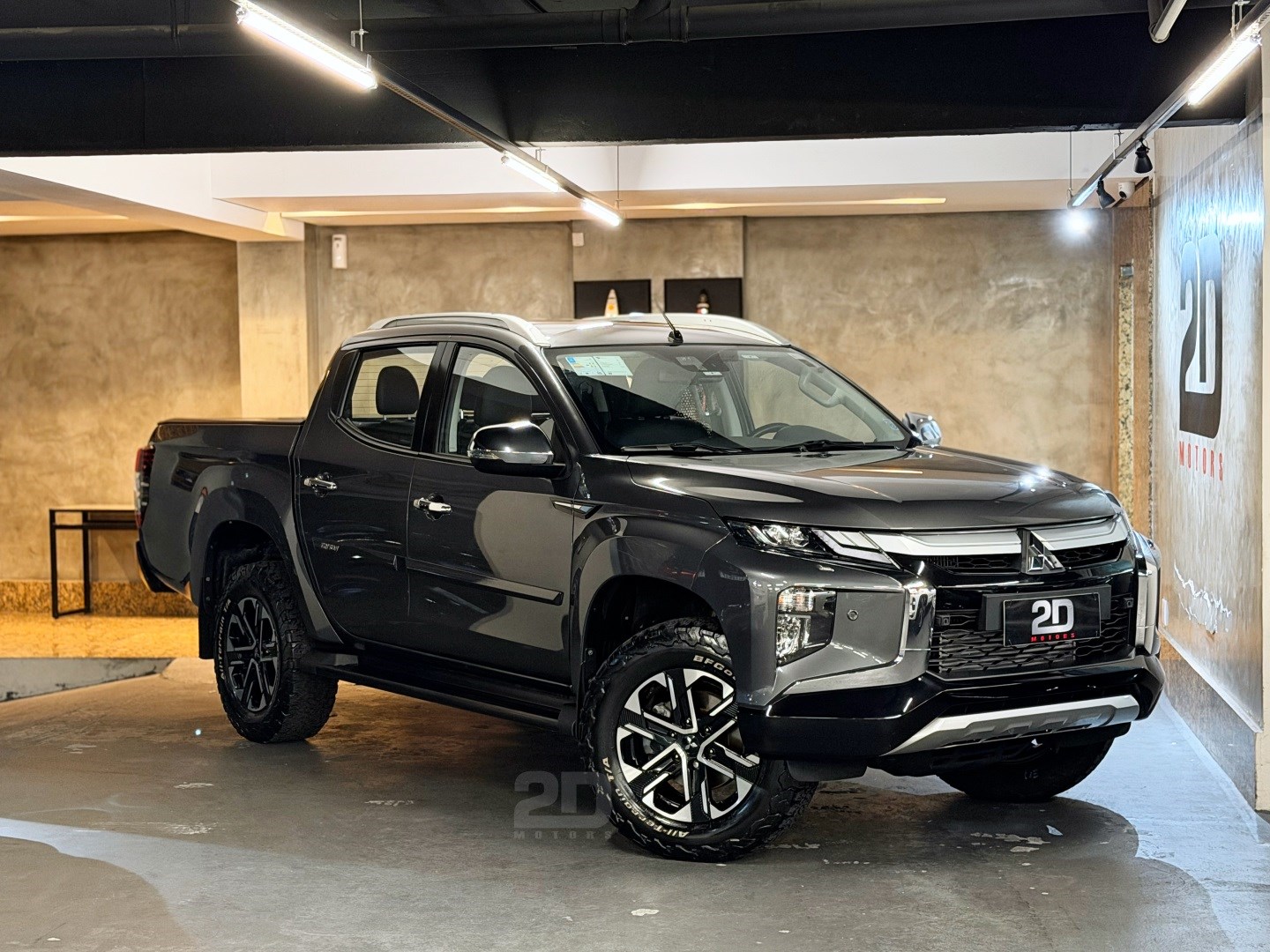 MITSUBISHI L200 TRITON 2.4 16V TURBO DIESEL SPORT HPE-S CD 4P 4X4 AUTOMÁTICO