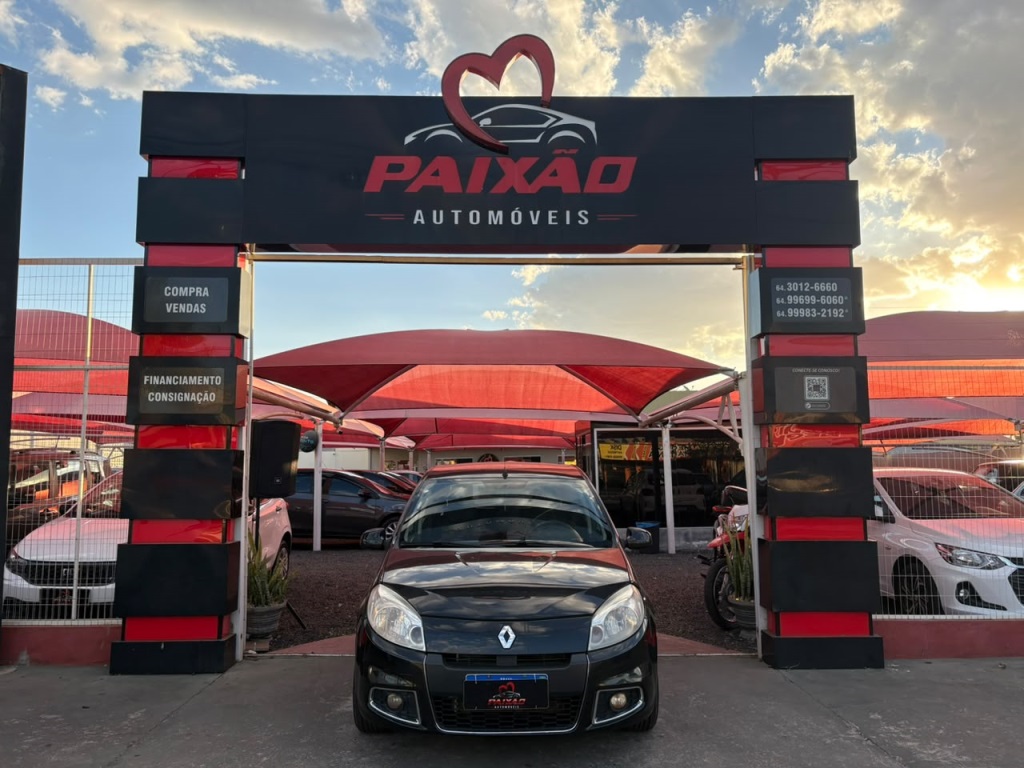 RENAULT SANDERO