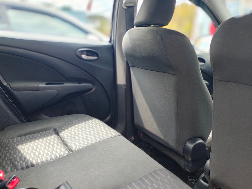 Toyota Etios X Sedan 1.5 Flex 16V 4P Mec. - foto 9