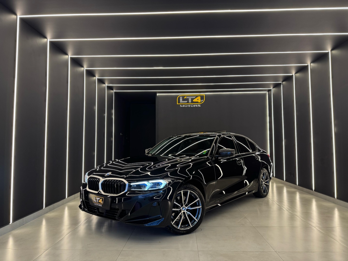 BMW 320i