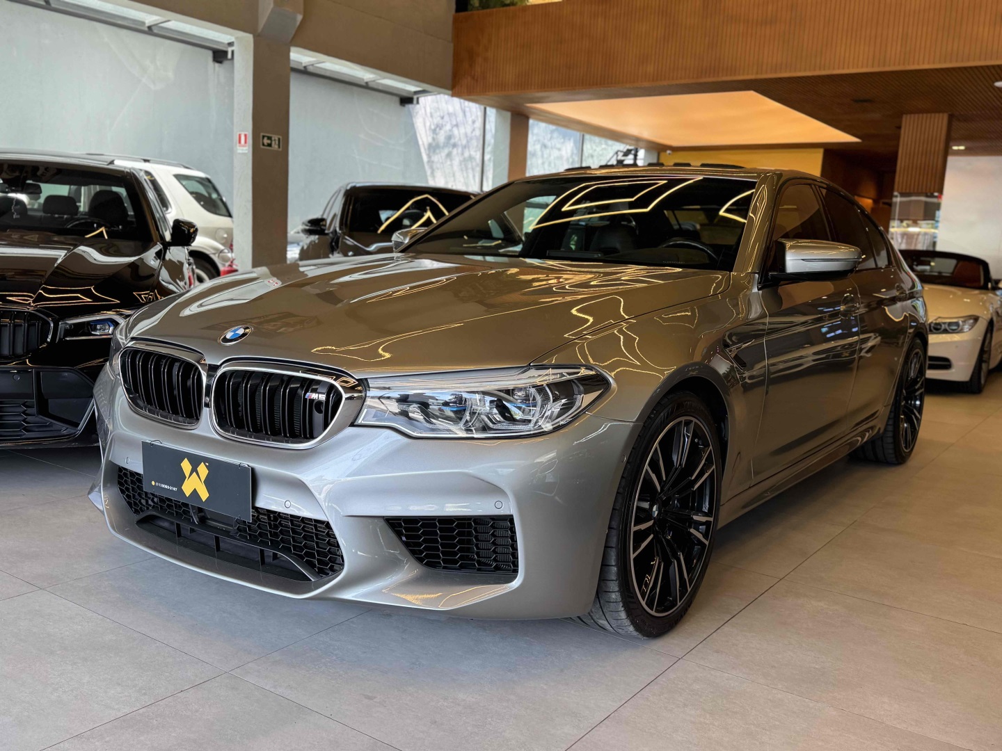 M5 4.4 V8 TWIN POWER M XDRIVE STEPTRONIC