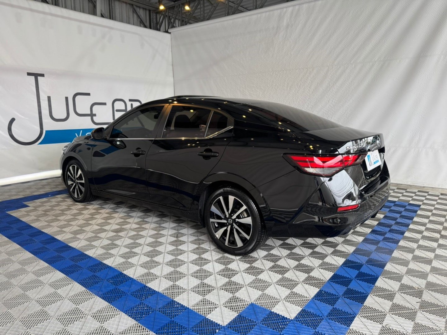 Nissan Sentra 2.0 16v gasolina exclusive xtronic    2024