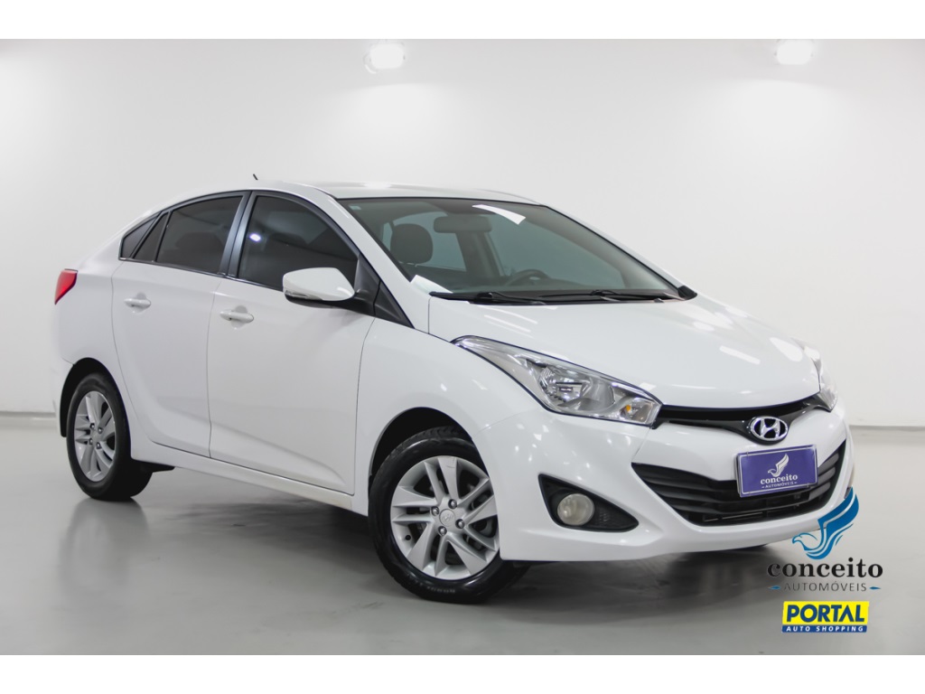 HYUNDAI HB20S 1.6 COMFORT PLUS 16V FLEX 4P AUTOMÁTICO