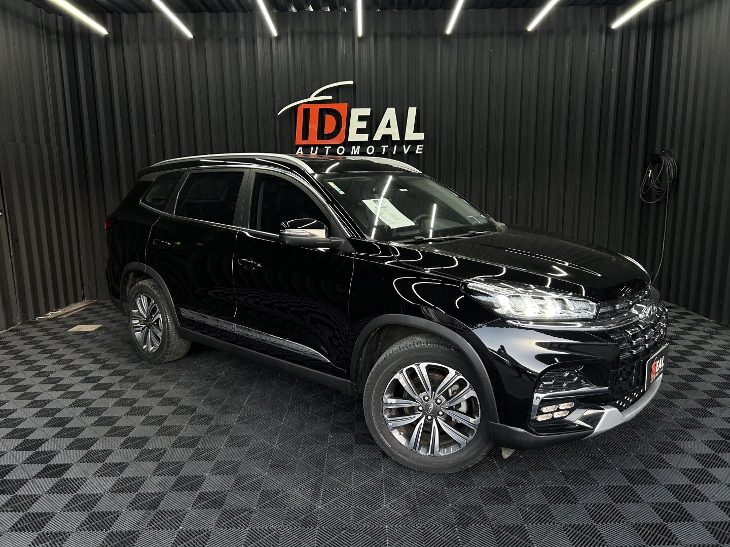 CHERY TIGGO 8