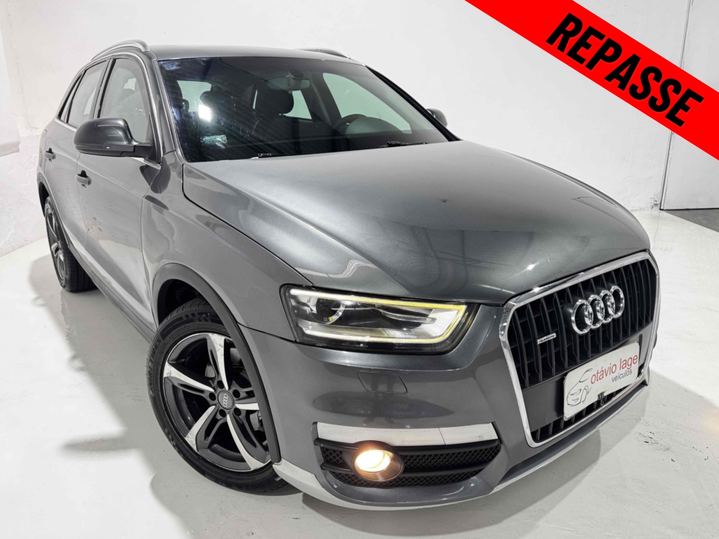 AUDI Q3 2.0 TFSI ATTRACTION QUATTRO 4P GASOLINA S TRONIC