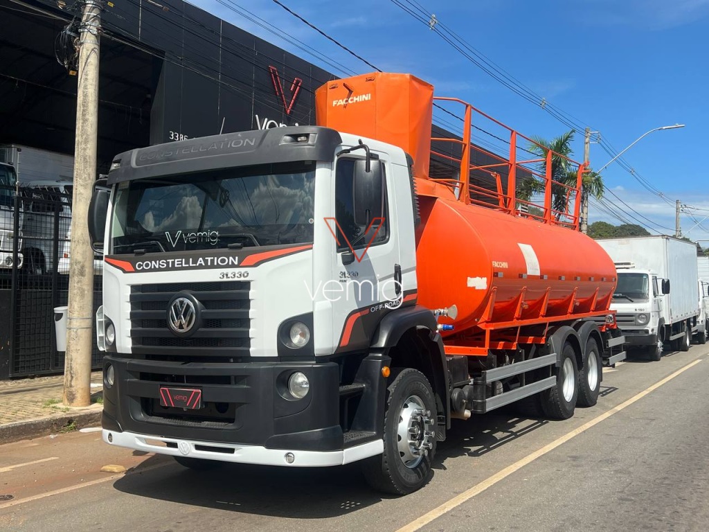 VOLKSWAGEN 31.330 E CONSTEL. 6X4 2P (DIESEL)(E5)