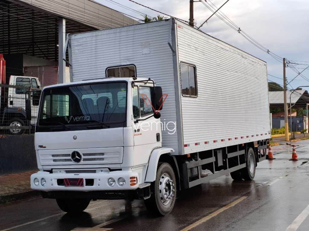MERCEDES-BENZ 1718 2P (DIESEL)