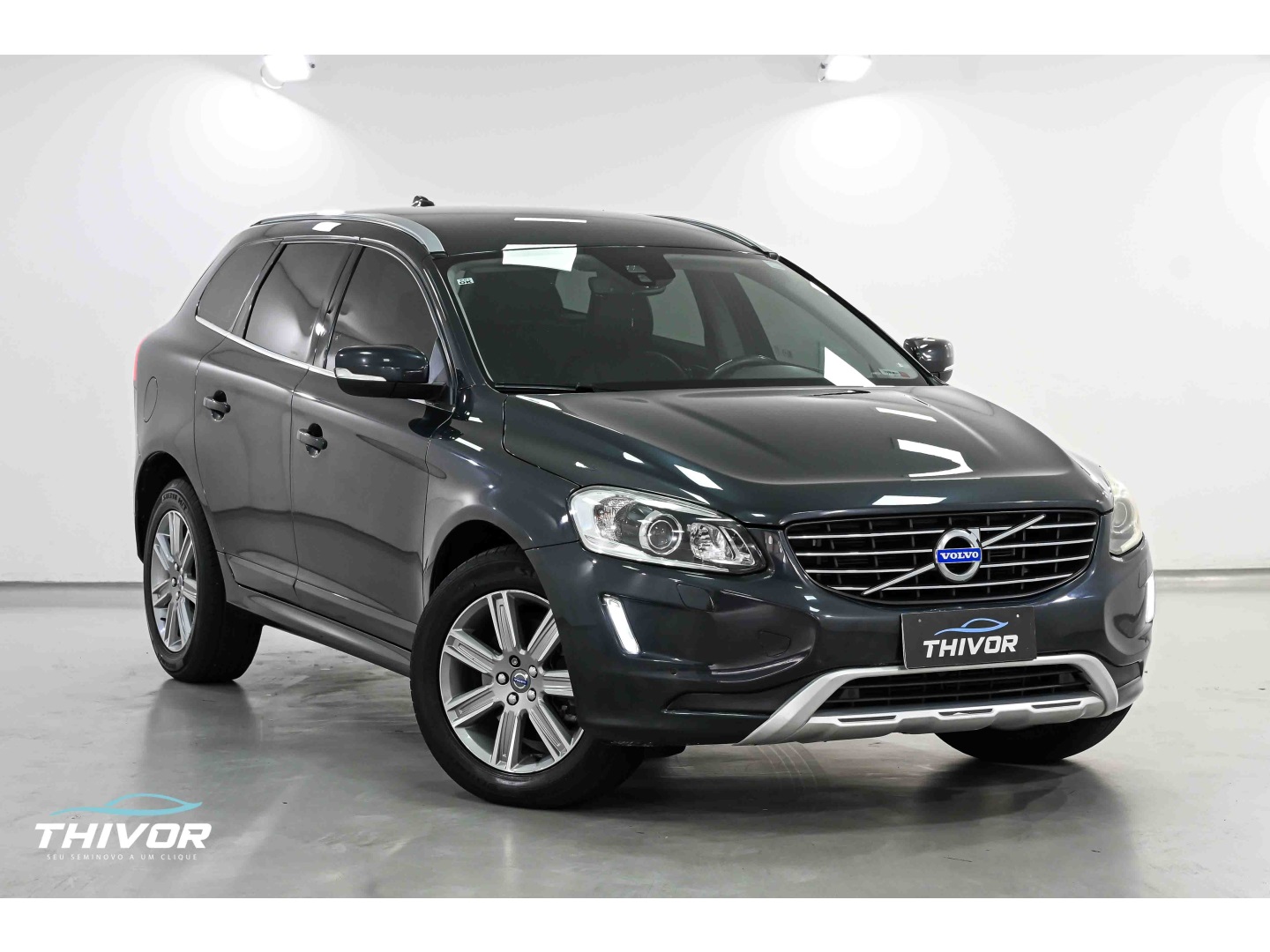 VOLVO XC60 2.0 T5 KINETIC GASOLINA 4P AUTOMÁTICO