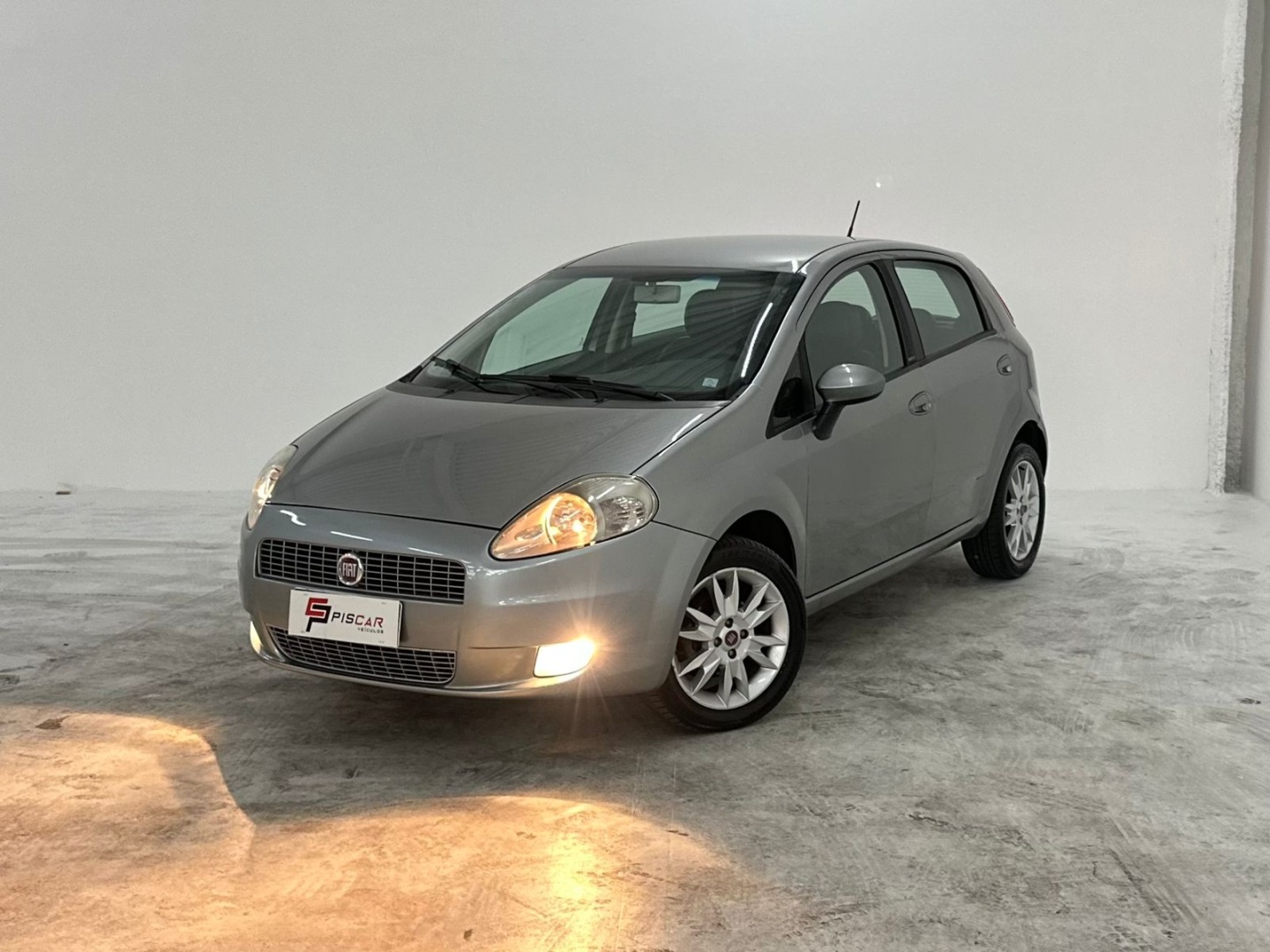 FIAT PUNTO 1.6 ESSENCE 16V FLEX 4P MANUAL