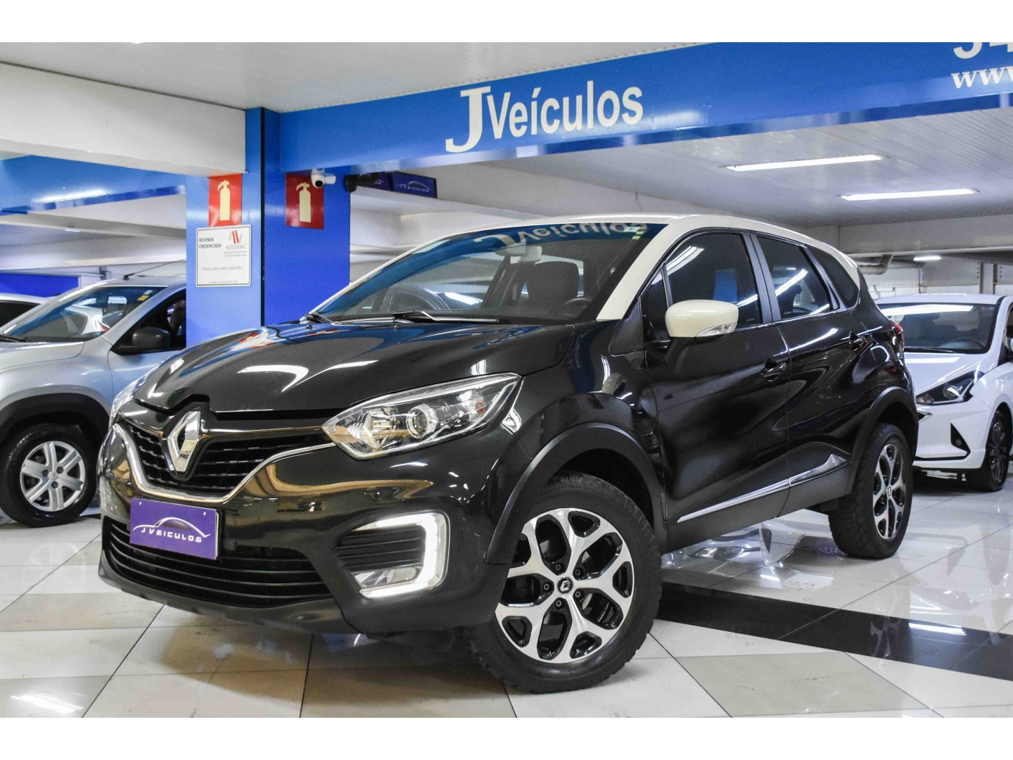 RENAULT CAPTUR 1.6 16V SCE FLEX INTENSE X-TRONIC
