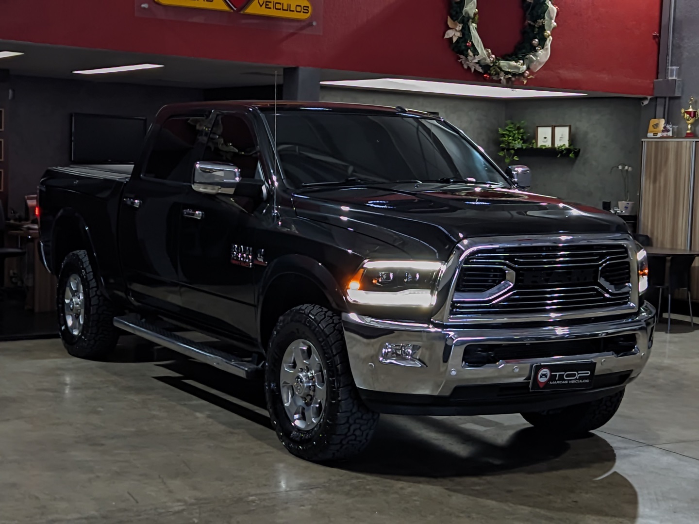 DODGE RAM 6.7 2500 LARAMIE 4X4 CD I6 TURBO DIESEL 4P AUTOMÁTICO