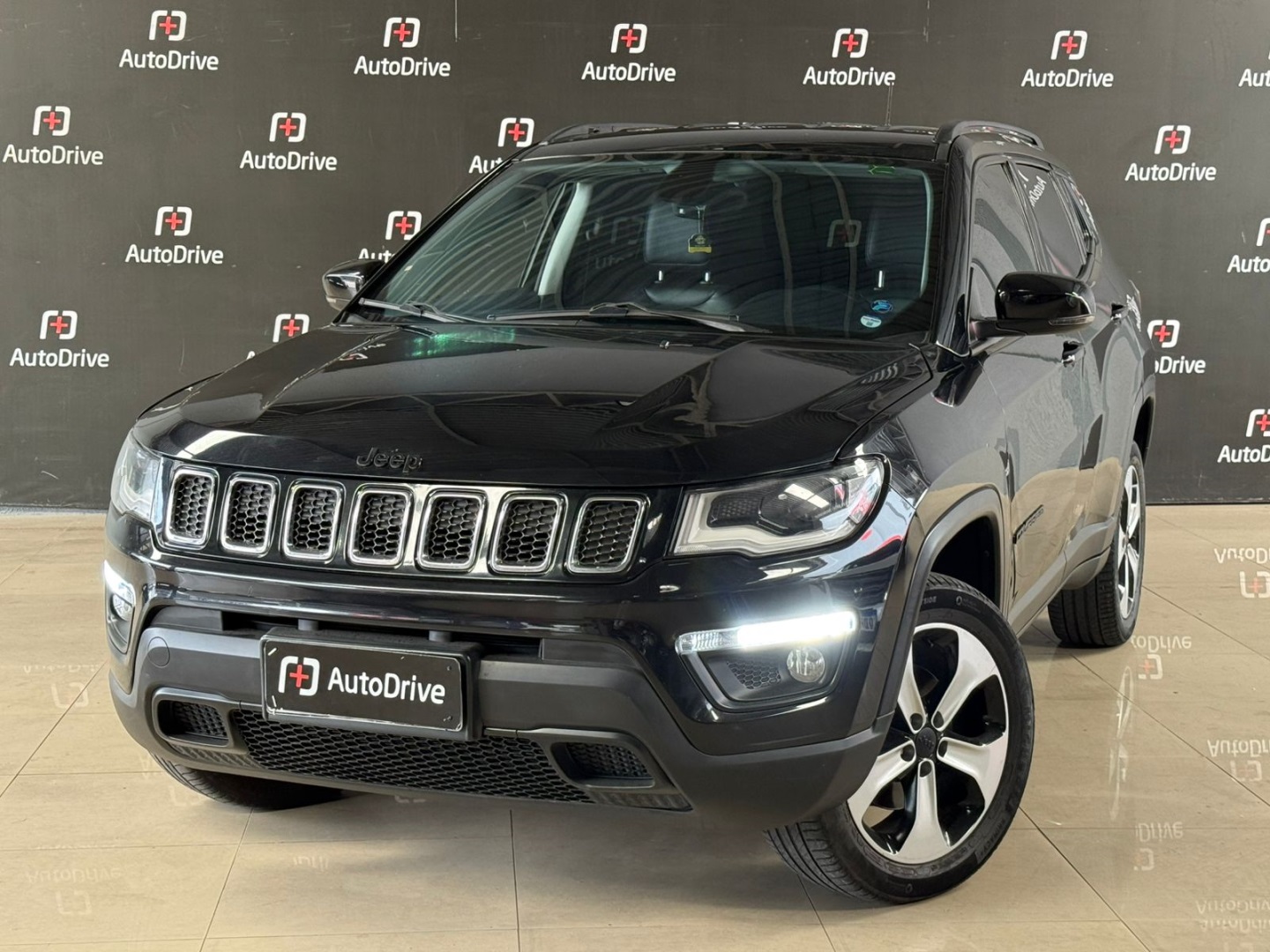 JEEP COMPASS 2.0 16V DIESEL LONGITUDE 4X4 AUTOMÁTICO