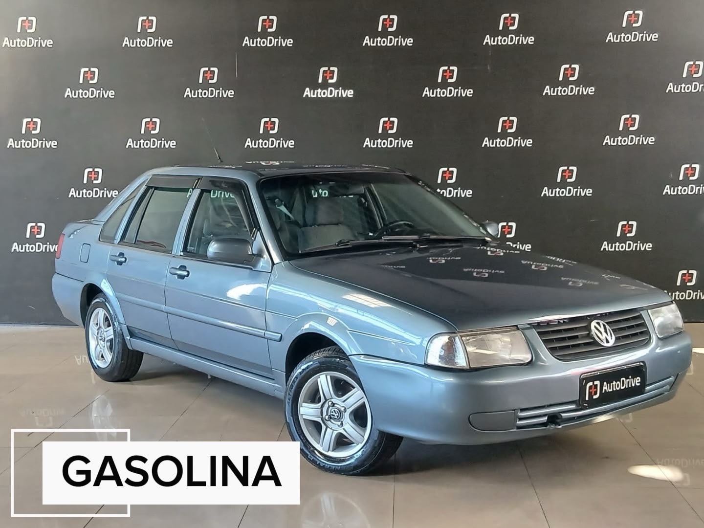 VOLKSWAGEN SANTANA 1.8 MI 8V GASOLINA 4P MANUAL