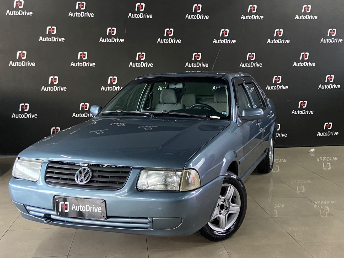 VOLKSWAGEN SANTANA