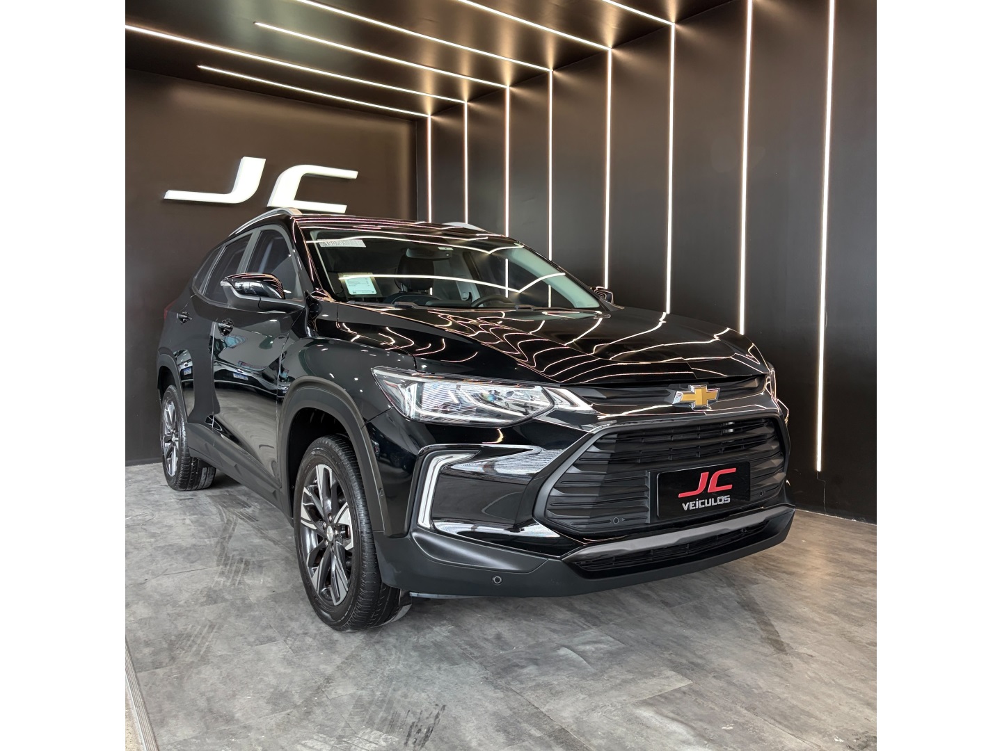 CHEVROLET TRACKER