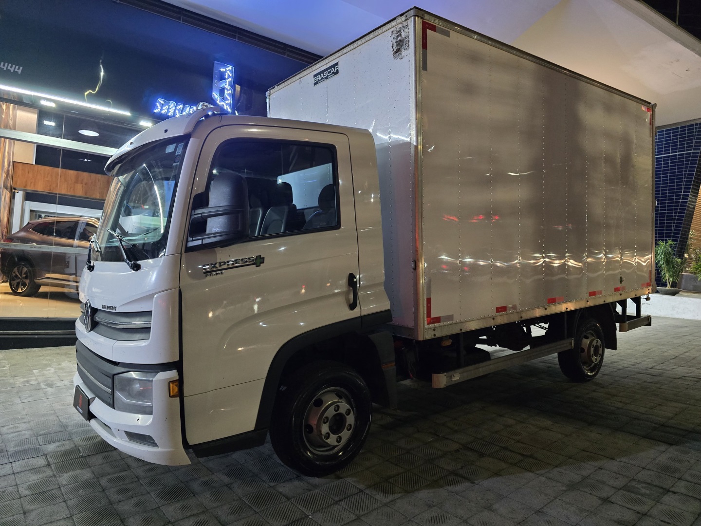 VOLKSWAGEN DELIVERY Delivery Express 2.8