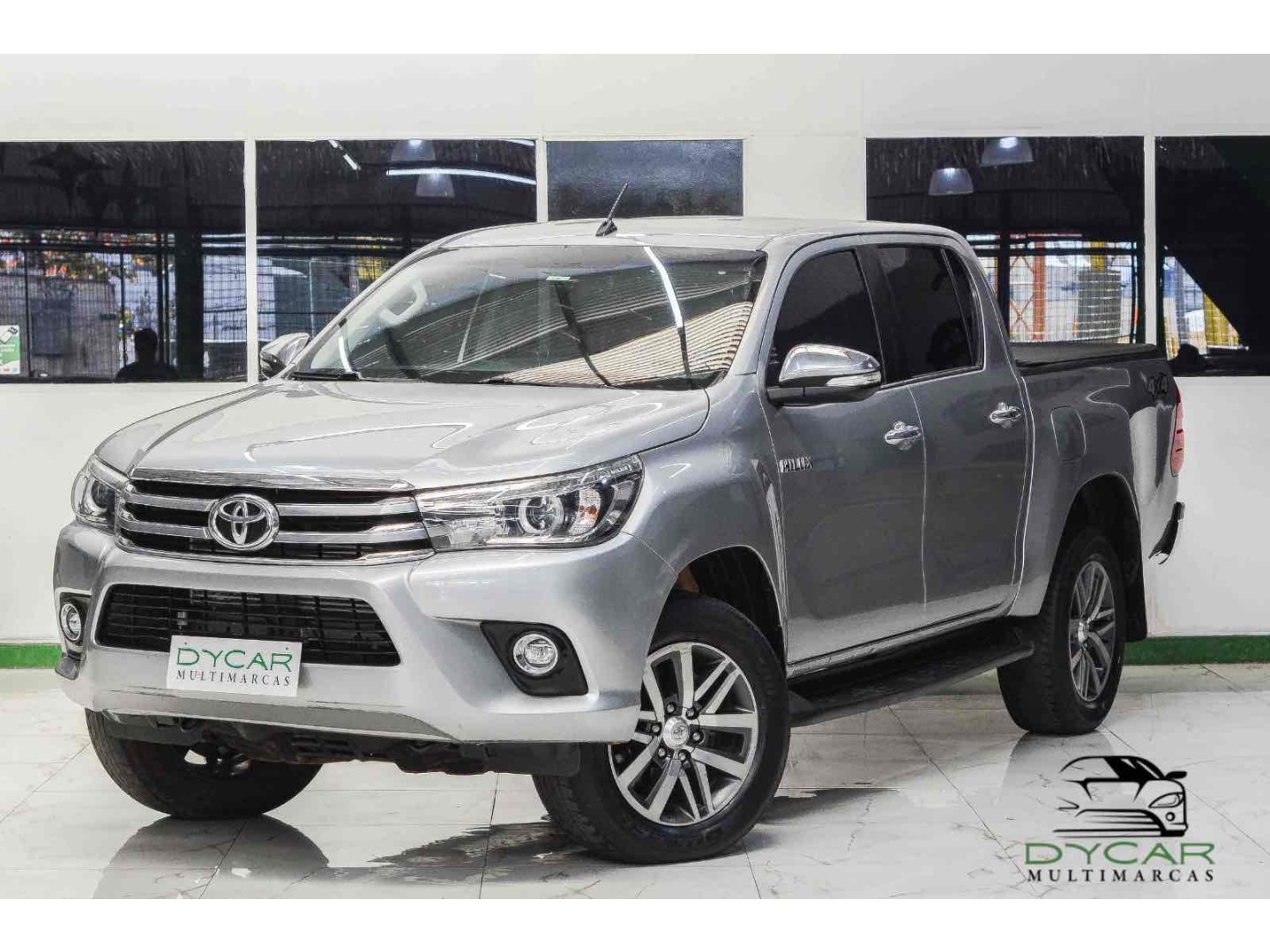 TOYOTA HILUX 2.8 SRX 4X4 CD 16V DIESEL 4P AUTOMÁTICO
