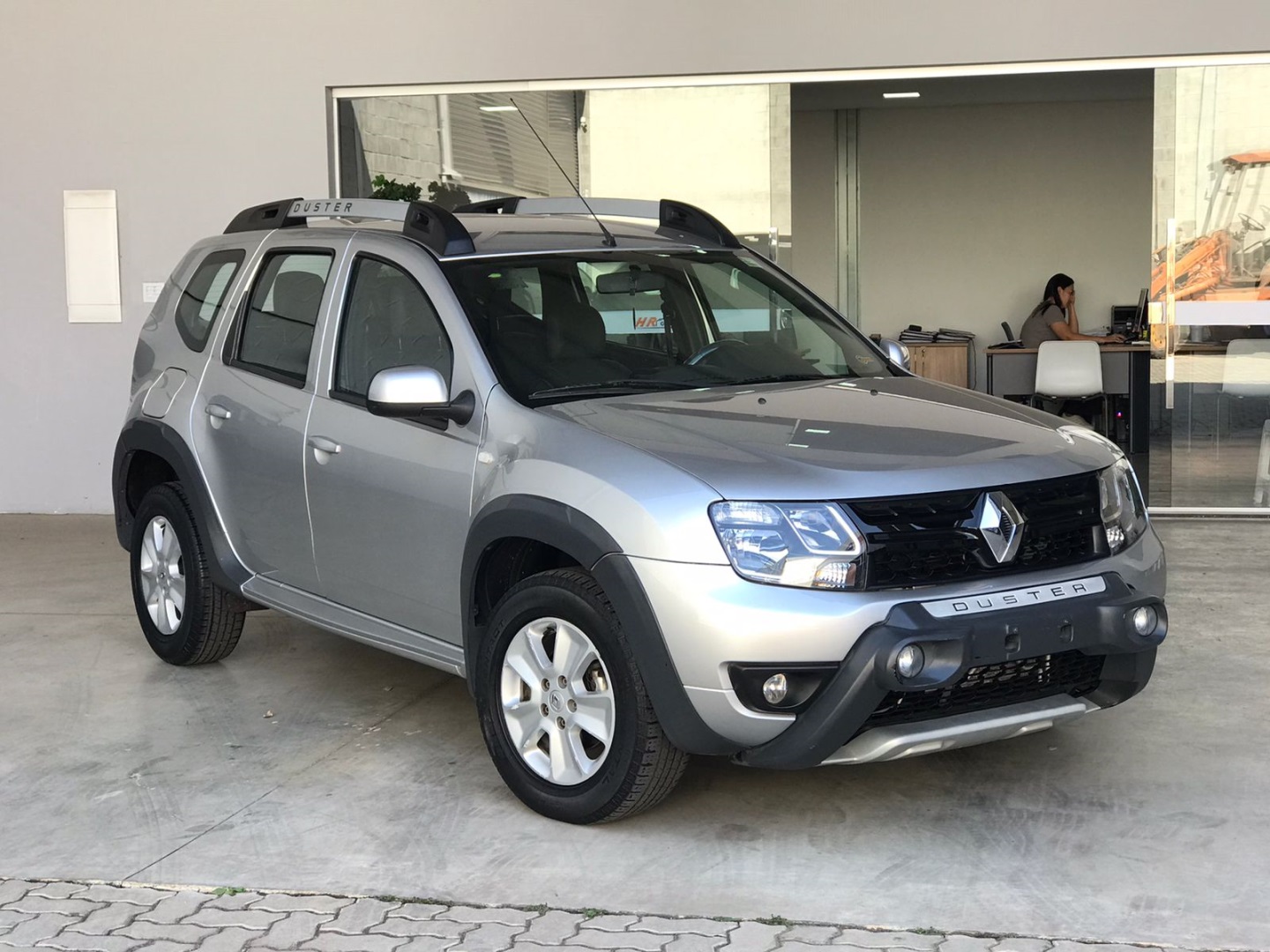 RENAULT DUSTER 2.0 DYNAMIQUE 4X2 16V FLEX 4P AUTOMÁTICO